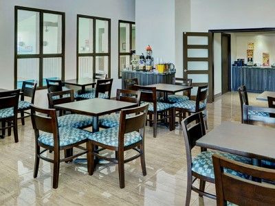Days By Wyndham Hotel